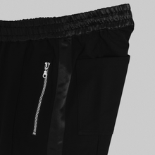 将图片加载到图库查看器，Track Slack Pants
